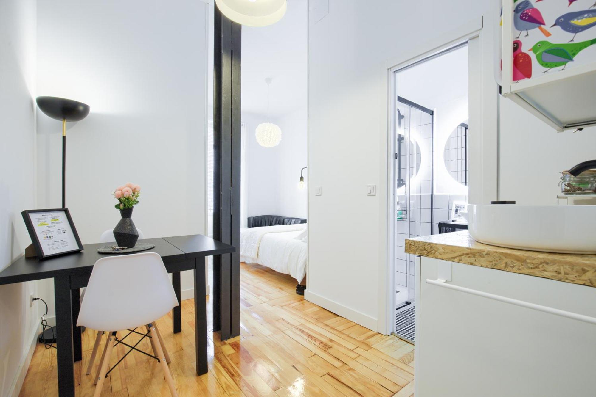 Mezzanine Orange Apartment Madrid Room photo